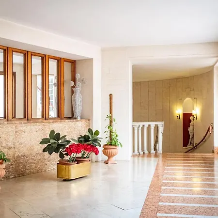 Il Salotto Del Conte 2*