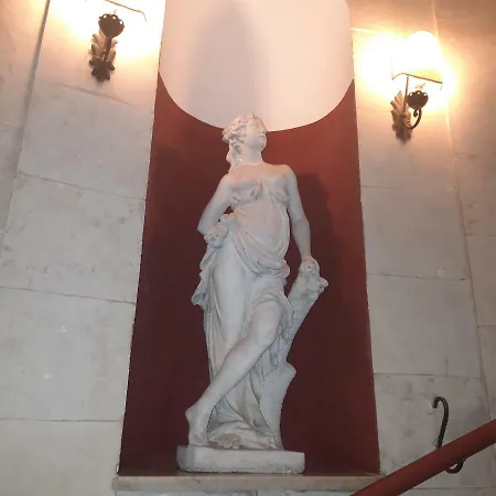 Il Salotto Del Conte Couette-café