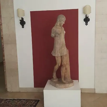 Il Salotto Del Conte Nocleg ze śniadaniem 2*
